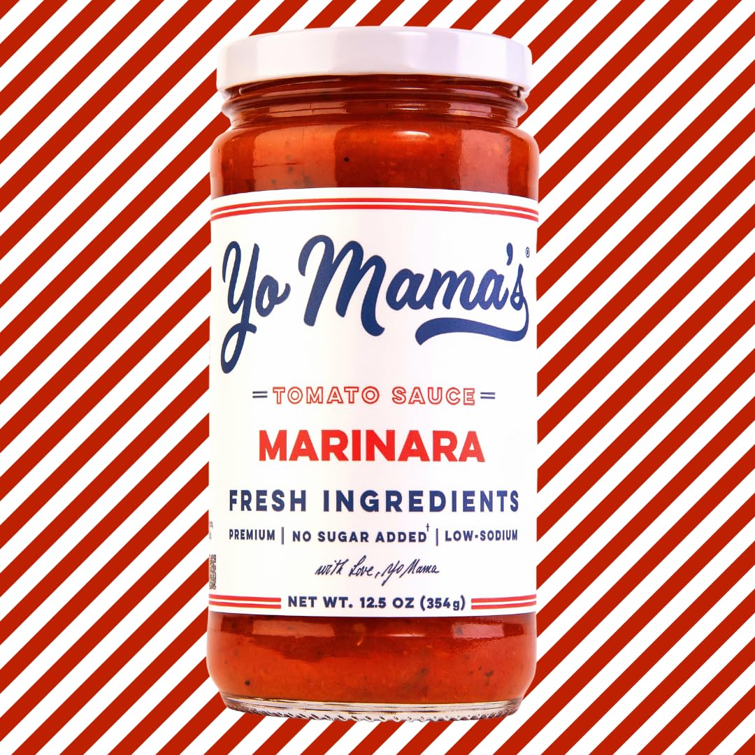 Fresh tomatoes, garlic, and basil flavor Yo Mama's Foods Keto Marinara.