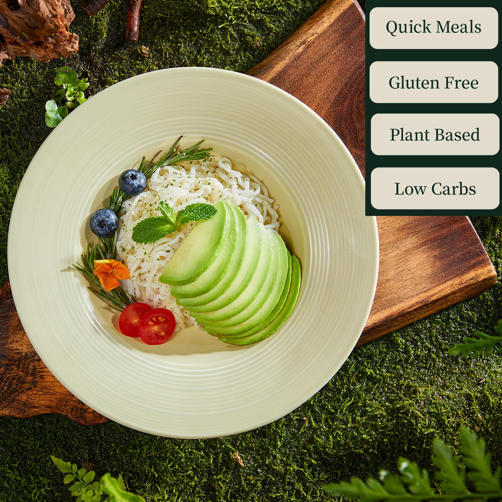 YUHO Odor-free konjac spaghetti, ideal base for sauces and tasty bowls.
