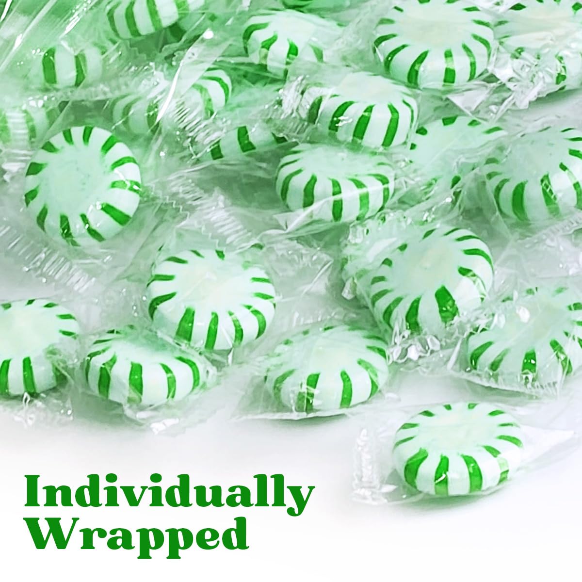 Yumzo Starlight Spearmint packaging close-up, highlighting vibrant green color and convenience.