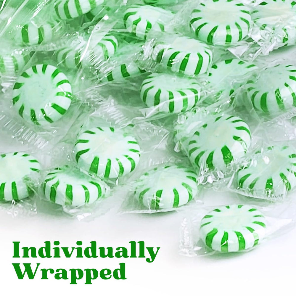 Yumzo Starlight Spearmint packaging close-up, highlighting vibrant green color and convenience.