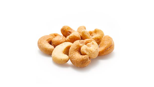 Yupik cashews in hand, ready-to-eat snack on the go.