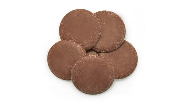 Yupik Dark Chocolate Wafers melted smoothly in a bowl for dessert prep.