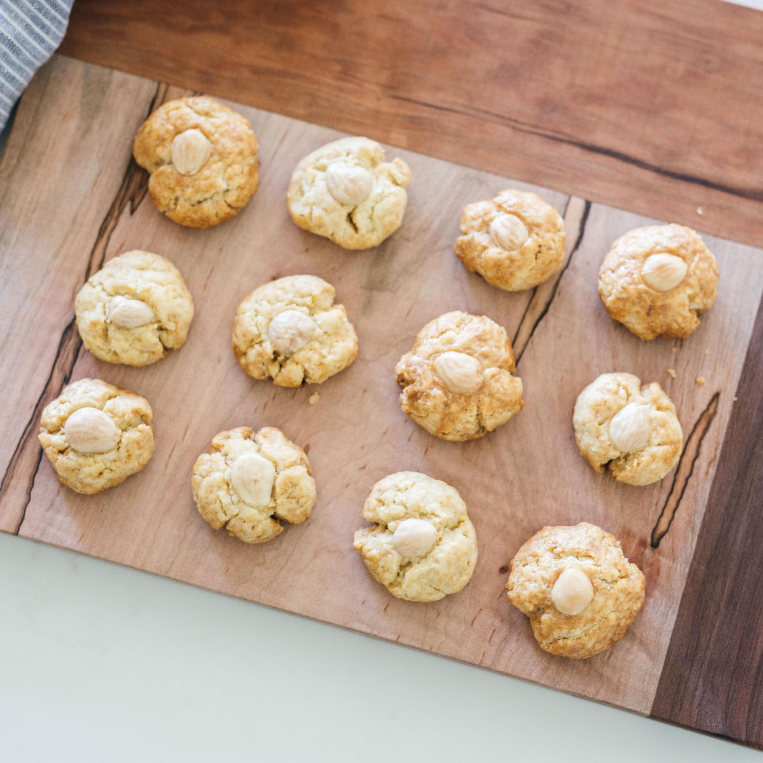Yupik Organic Almond Meal displayed with measuring scoop for easy baking prep.