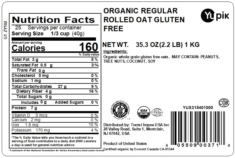 Yupik Organic Rolled Oats lightly toasted close-up texture for flavor depth.