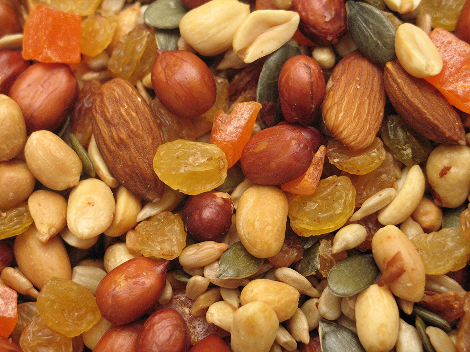 Yupik Sierra Trail Mix golden raisins and tropical fruits close-up for fruity sweetness.