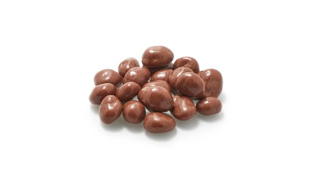 Yupik smooth, chewy texture image highlights a satisfying chocolate snack.