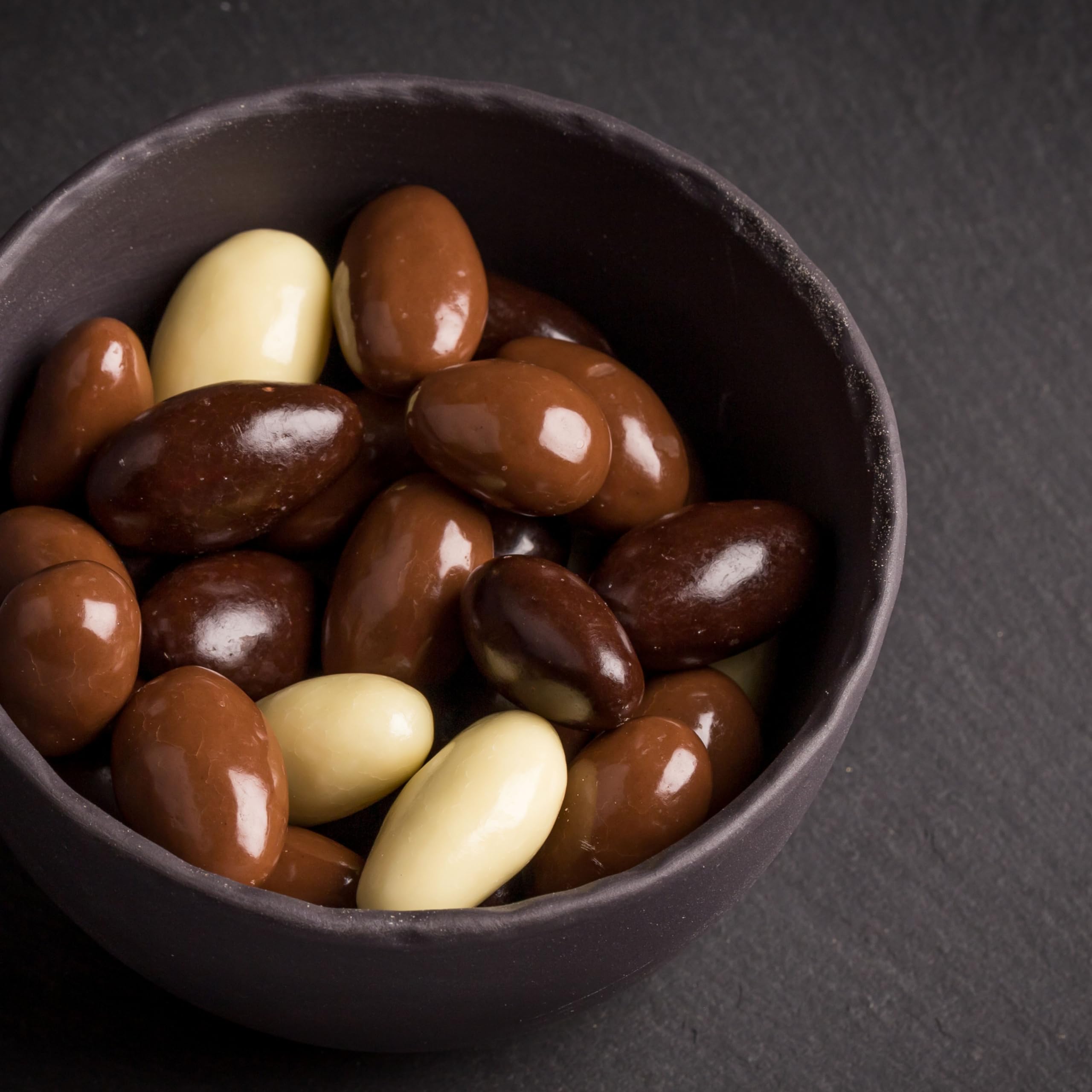Yupik snack idea: movie night bites with deep chocolate and coconut flavor.