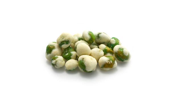 Yupik Wasabi Green Peas as salad topping adds zing and fiber.
