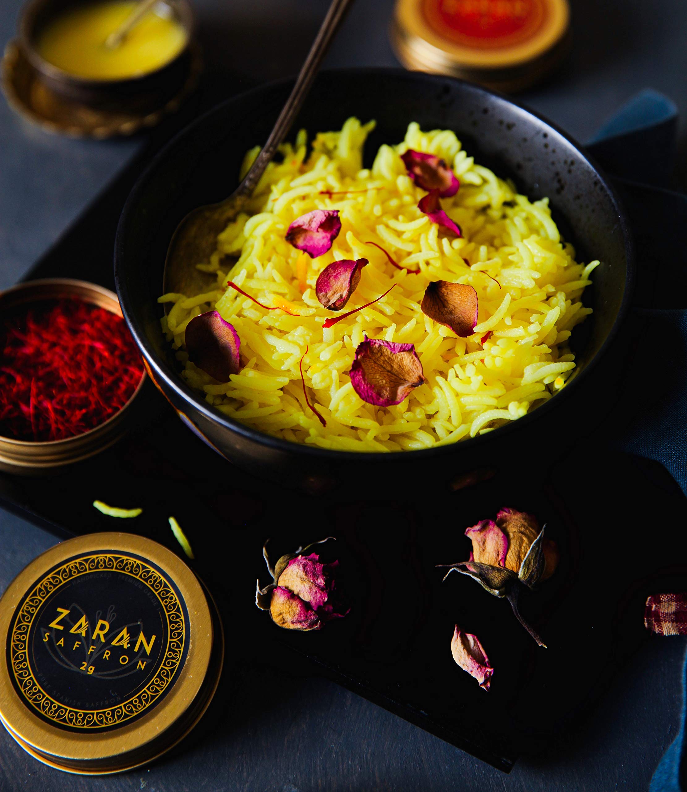 Zaran Saffron tea brew shows saffron notes and warmth.