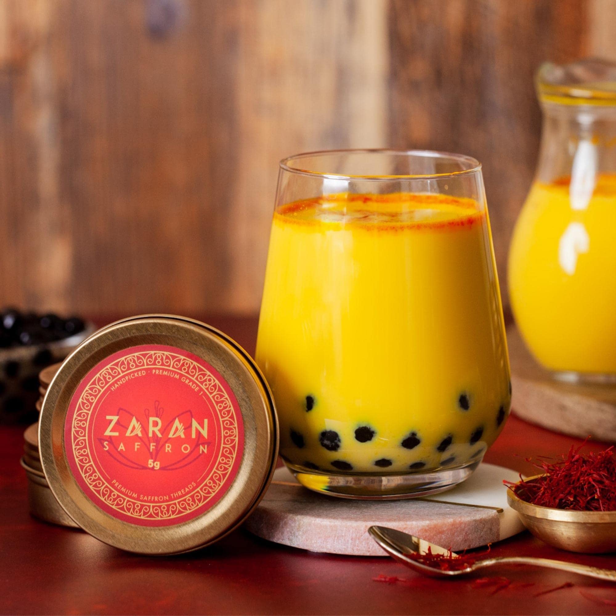 Zaran saffron threads all-red provide rich color and aroma for dishes.