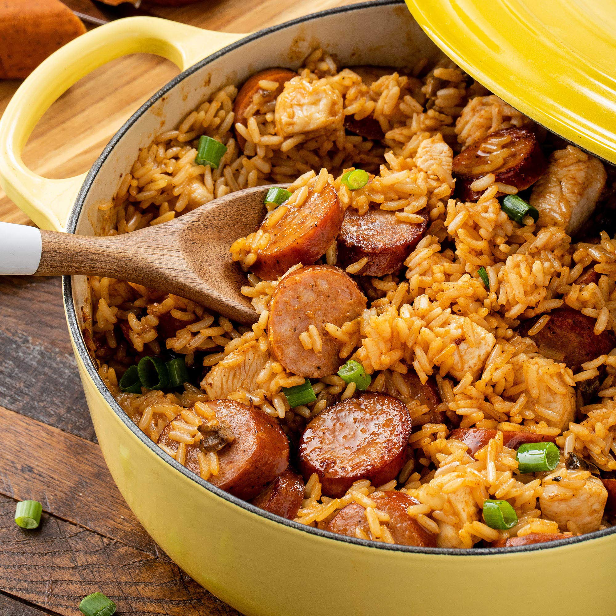 Box shows six servings, highlighting value for shared meals.