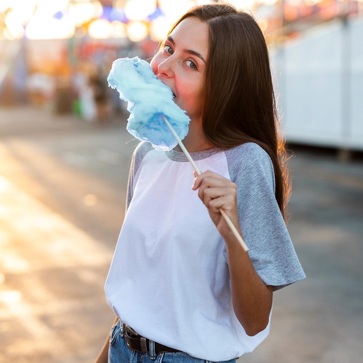Zazers 10-pack cotton candy box keeps treats ready to serve.