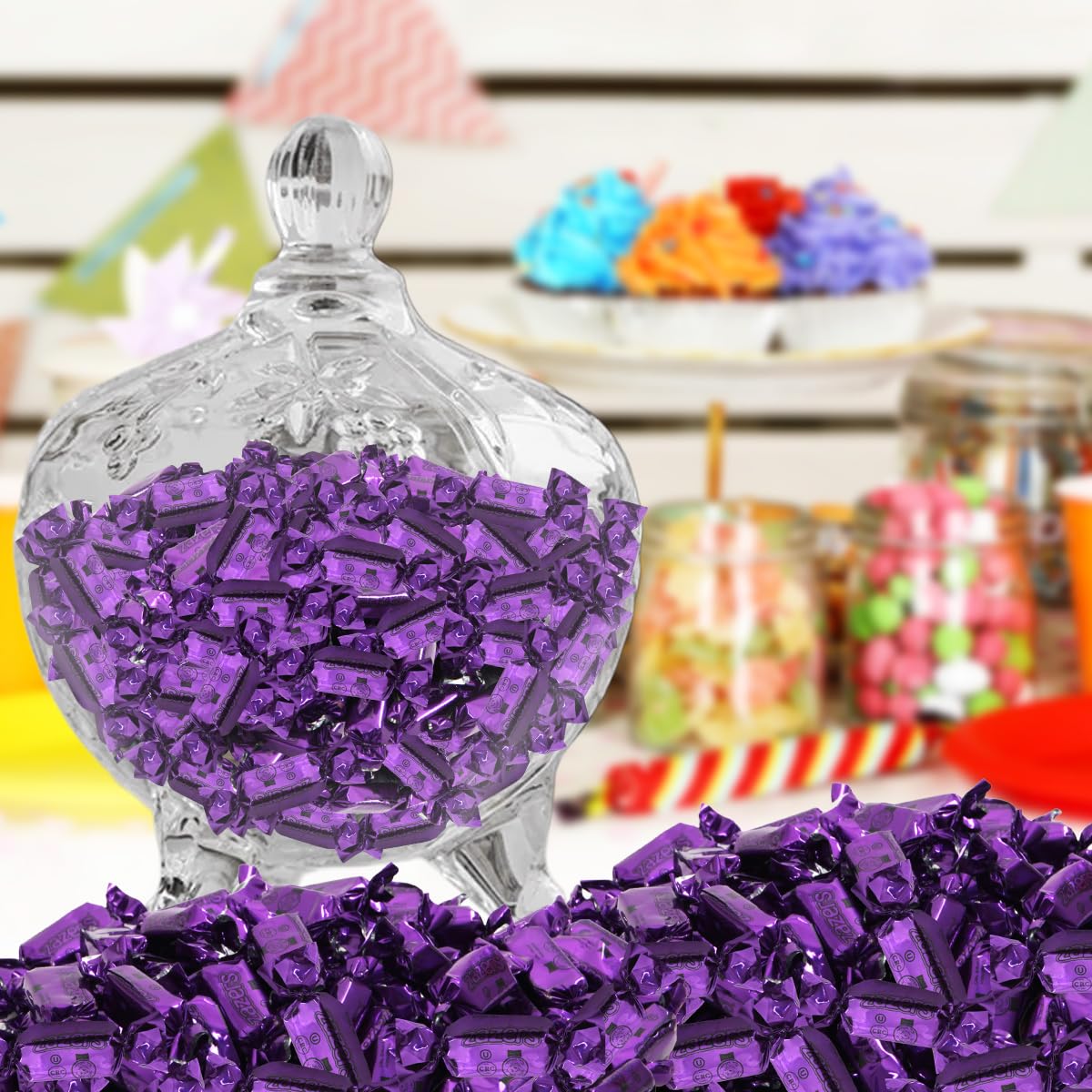 Color-themed party decor with regal purple foil by Zazers.