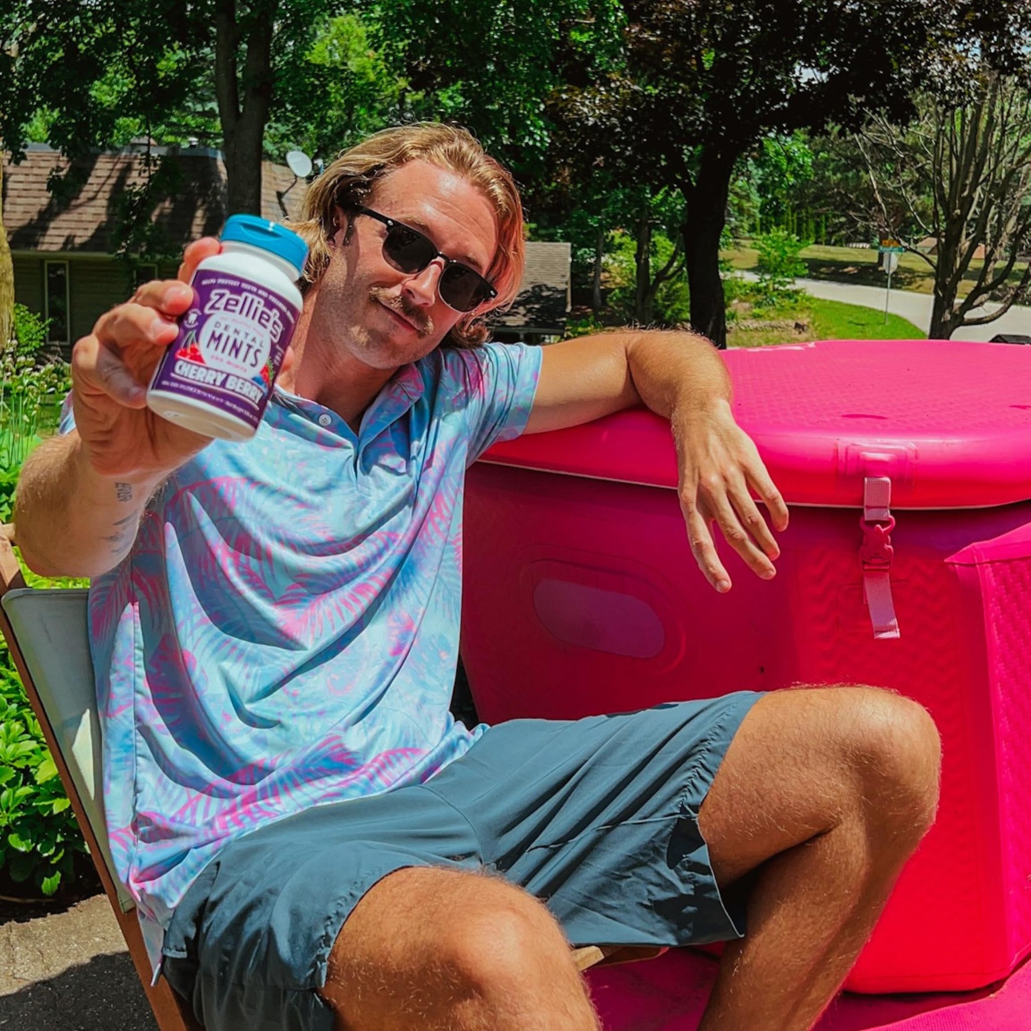 Zellie's on-the-go packaging for convenient daily chewing